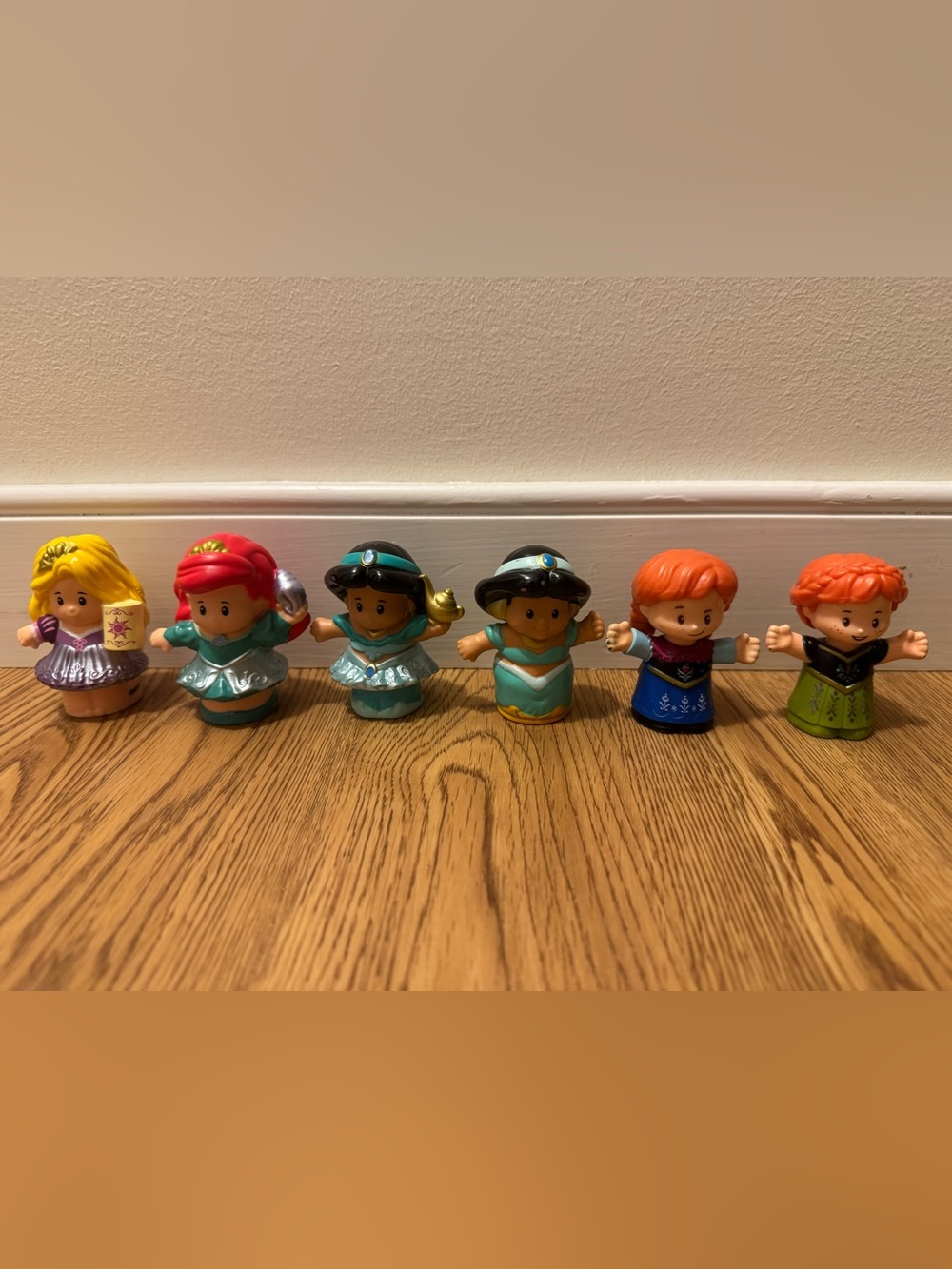 HUGE Disney Princesses Fisher Price Little People Figures Lot Of 6, TALKERS